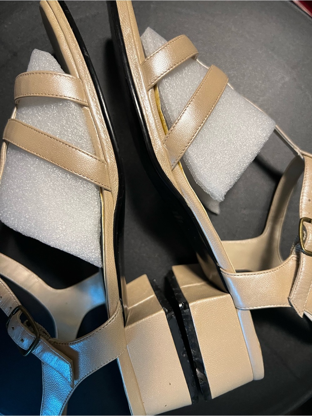 Easy Spirit Women’s Beige Strappy Block Heel Sandals